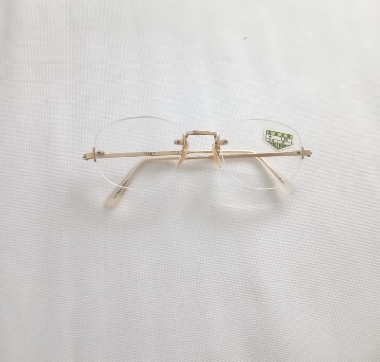 Frame Vintage Gold